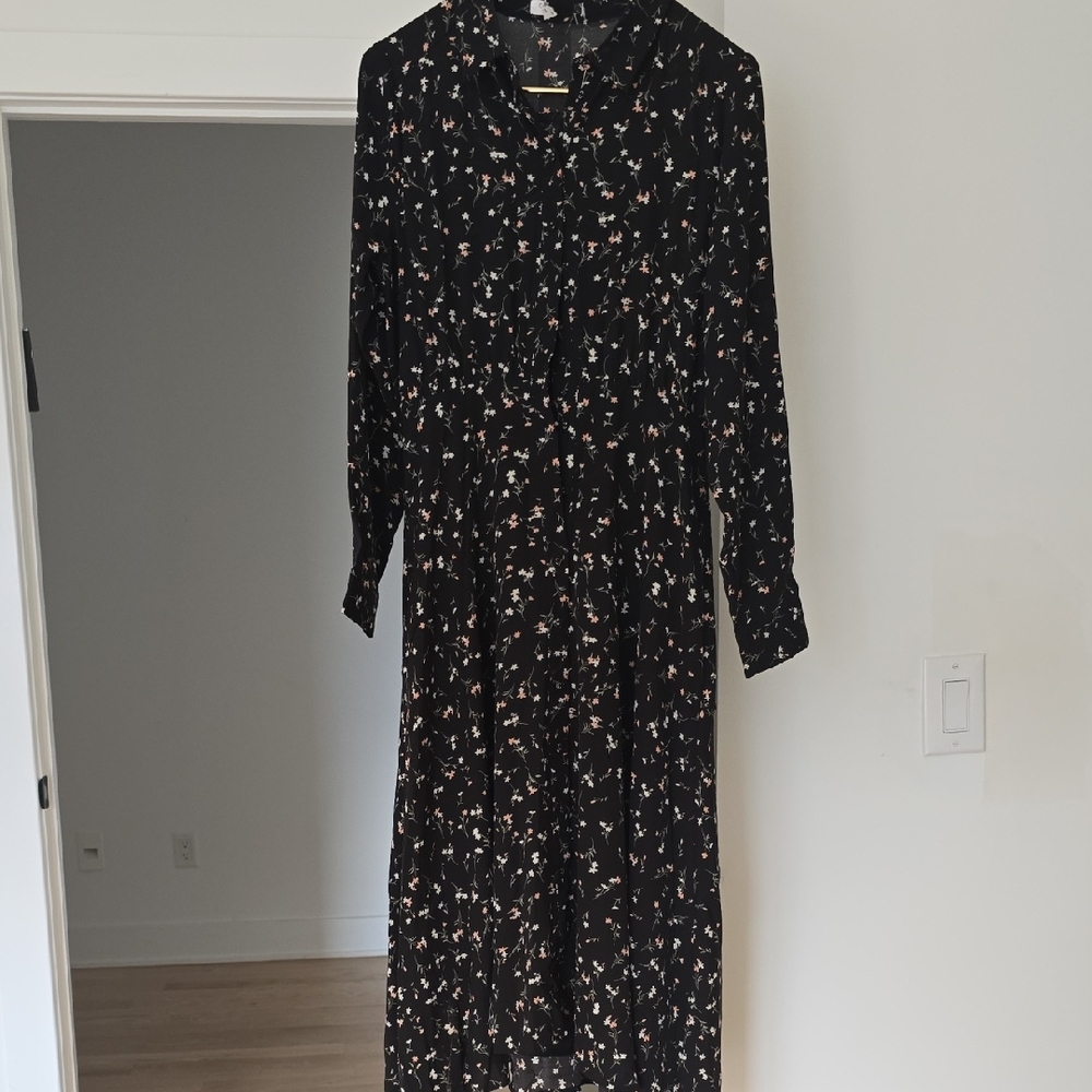 Chic Black Floral Long Sleeve Dress